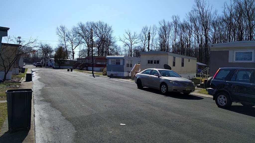 Oakdale Mobile Home Park | 3717 US-1, North Brunswick Township, NJ 08902, USA | Phone: (732) 297-0234