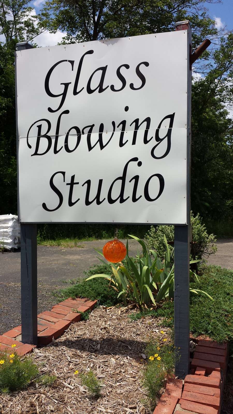 Veirs Studio Glass & Gallery | 5197 Lee Hwy, Warrenton, VA 20187 | Phone: (540) 347-2220