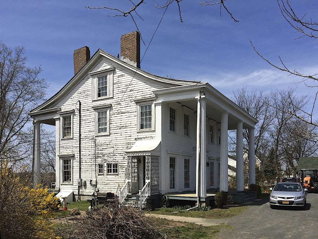 Biddle House | 70 Satterlee St, Staten Island, NY 10307, USA