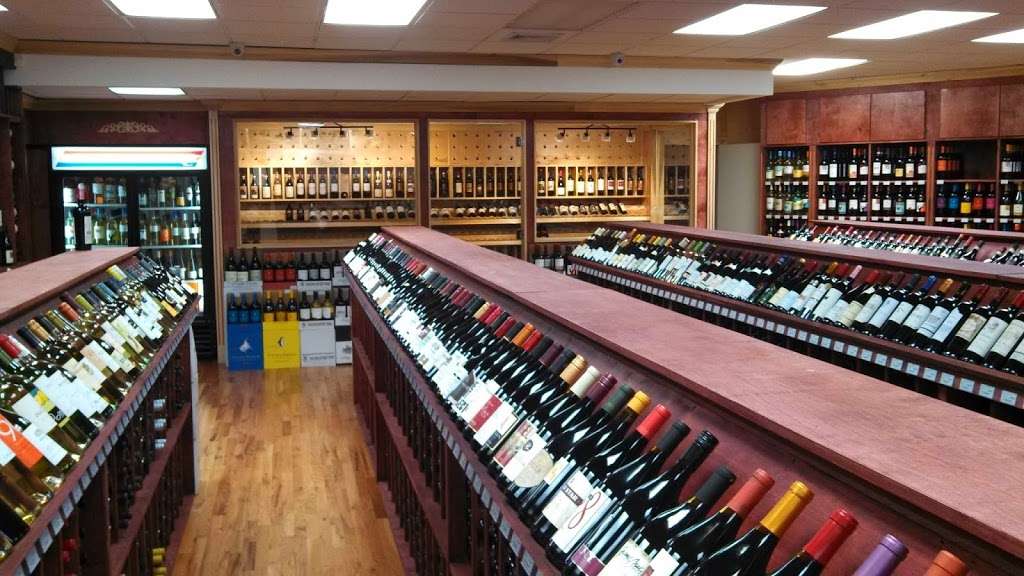 Franny Lew Wine & Liquor | 58-50 Francis Lewis Blvd, Oakland Gardens, NY 11364, USA | Phone: (718) 428-1111