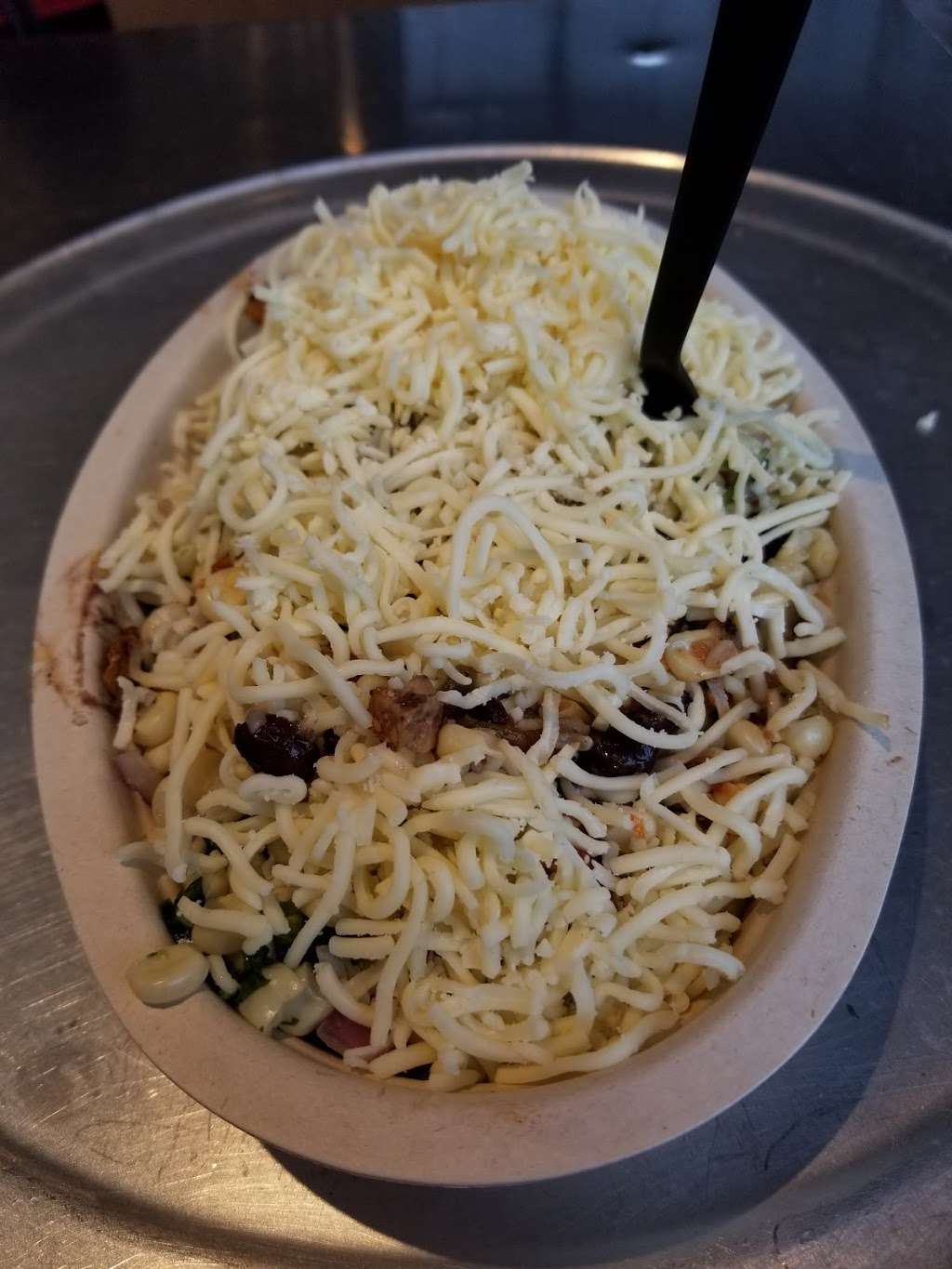 Chipotle Mexican Grill | 2427 W Mockingbird Lane Ste 150, Dallas, TX 75235, USA | Phone: (214) 366-0102