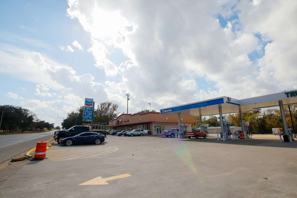 CHEVRON | 1925 13th St, Hempstead, TX 77445, USA | Phone: (979) 921-5199