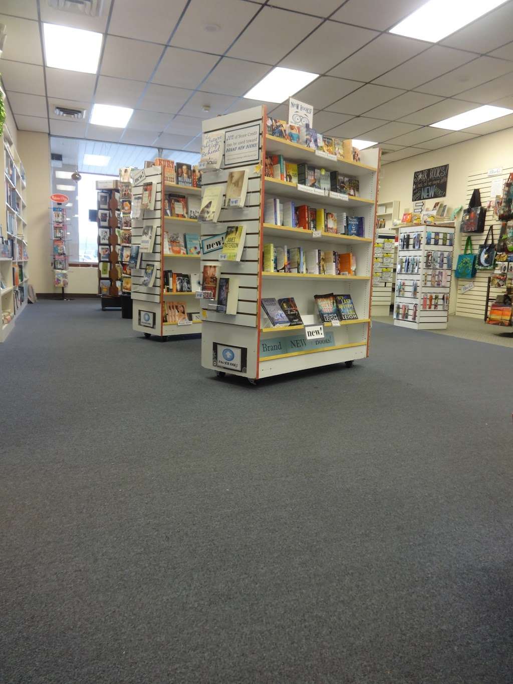 Starr Books DBA Gently Used Books | Douglassville Shopping Center, 1179 Ben Franklin Hwy W, Douglassville, PA 19518, USA | Phone: (610) 385-0766