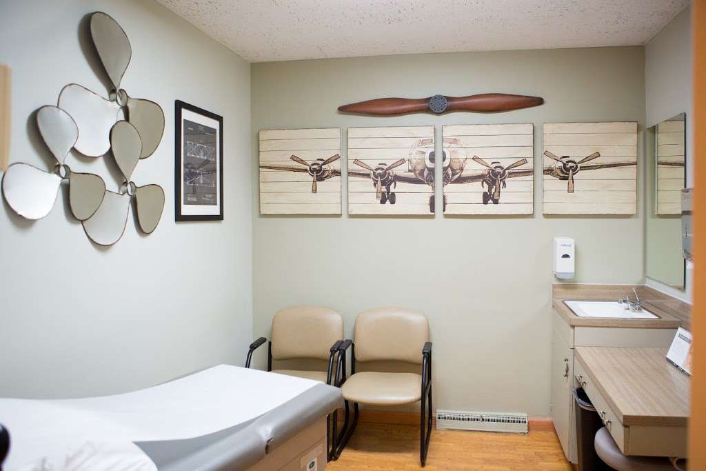 George Thomas M.D. | 9760 S Kedzie Ave Suite 2, Evergreen Park, IL 60805 | Phone: (708) 423-8150