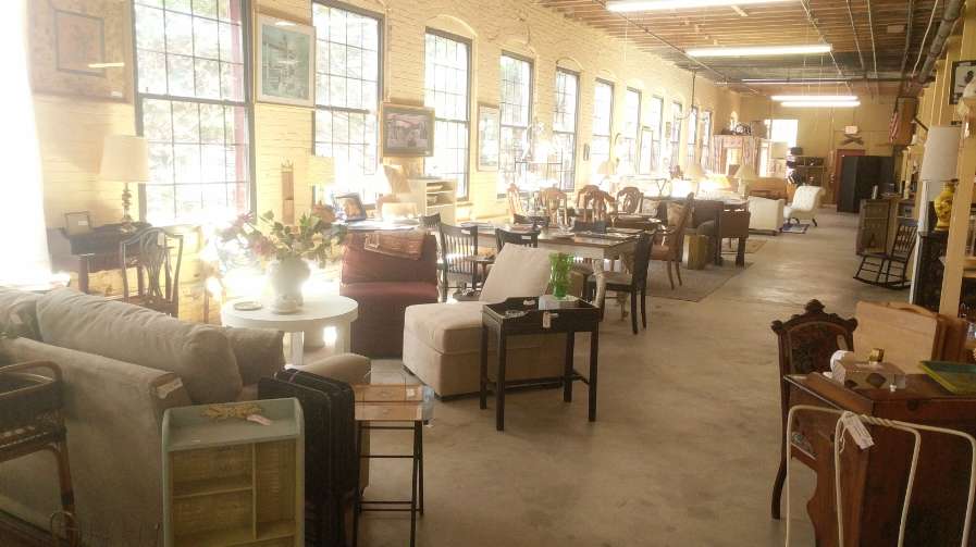 Circle Of Life Consignment | 68 Tower St, Hudson, MA 01749, USA | Phone: (978) 212-5935