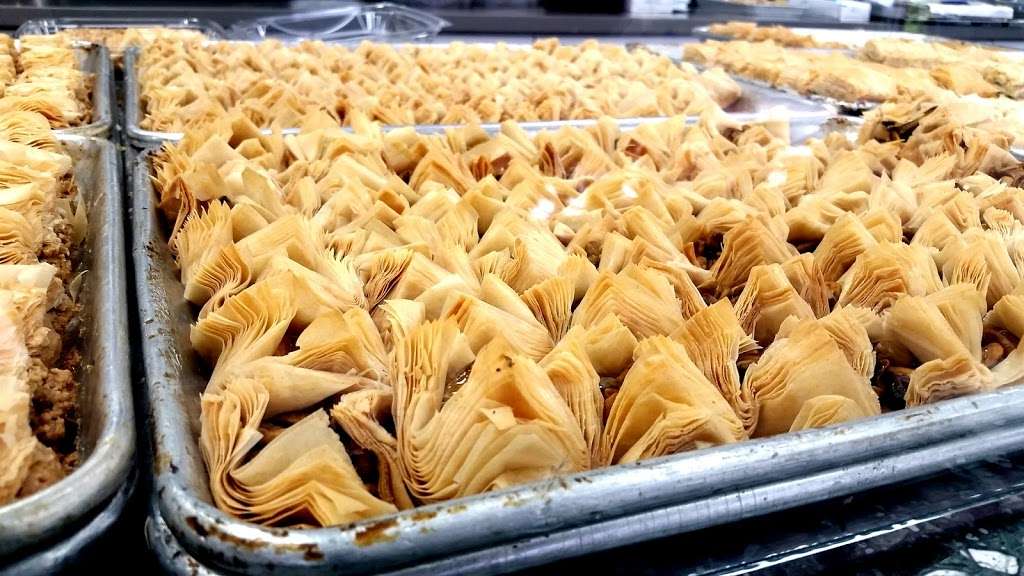 Baklava Factory | 1415 E Colorado St, Glendale, CA 91205, USA | Phone: (818) 548-7070