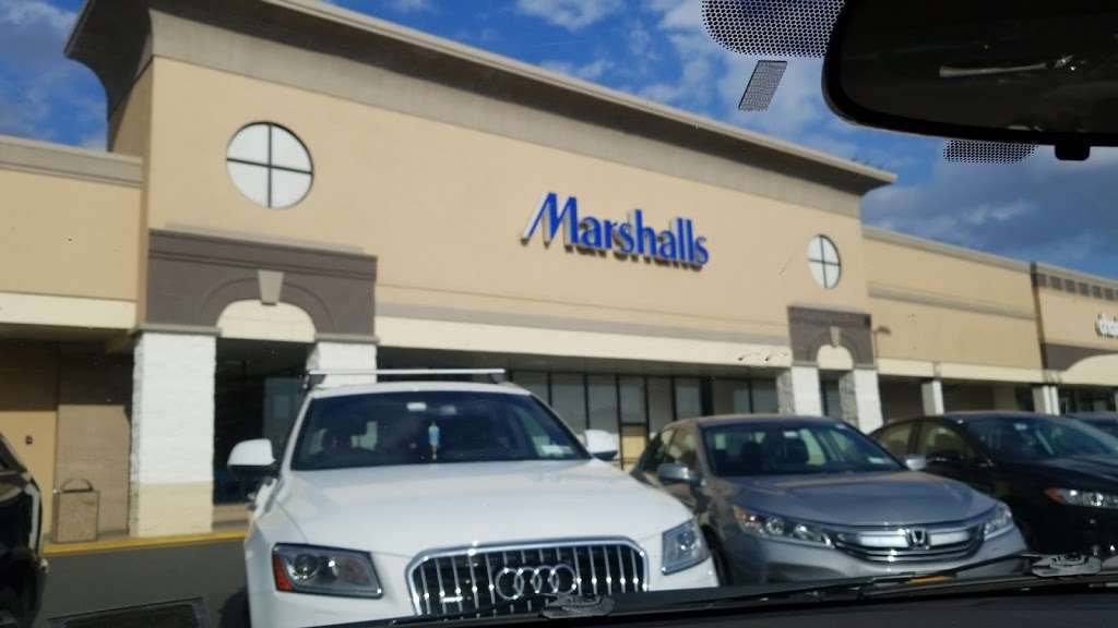 Marshalls | 76 Rockland Plaza, Nanuet, NY 10954 | Phone: (845) 623-7003