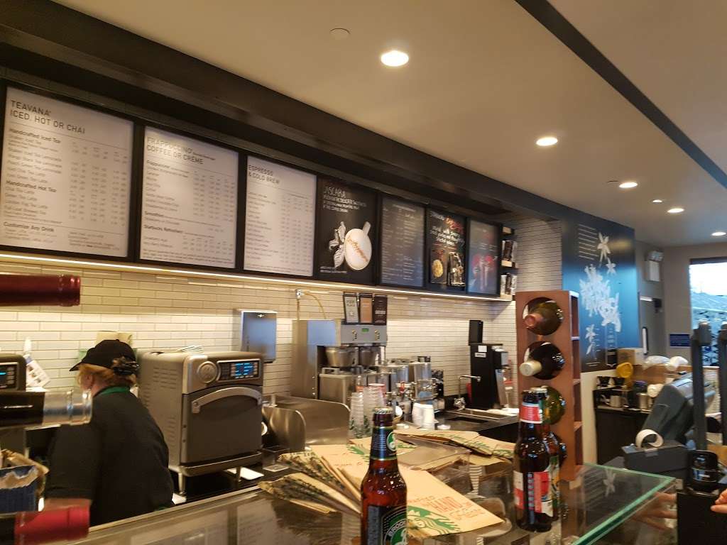 Starbucks | NY JFK INternational Airport, Jamaica, NY 11430, USA | Phone: (718) 656-8610