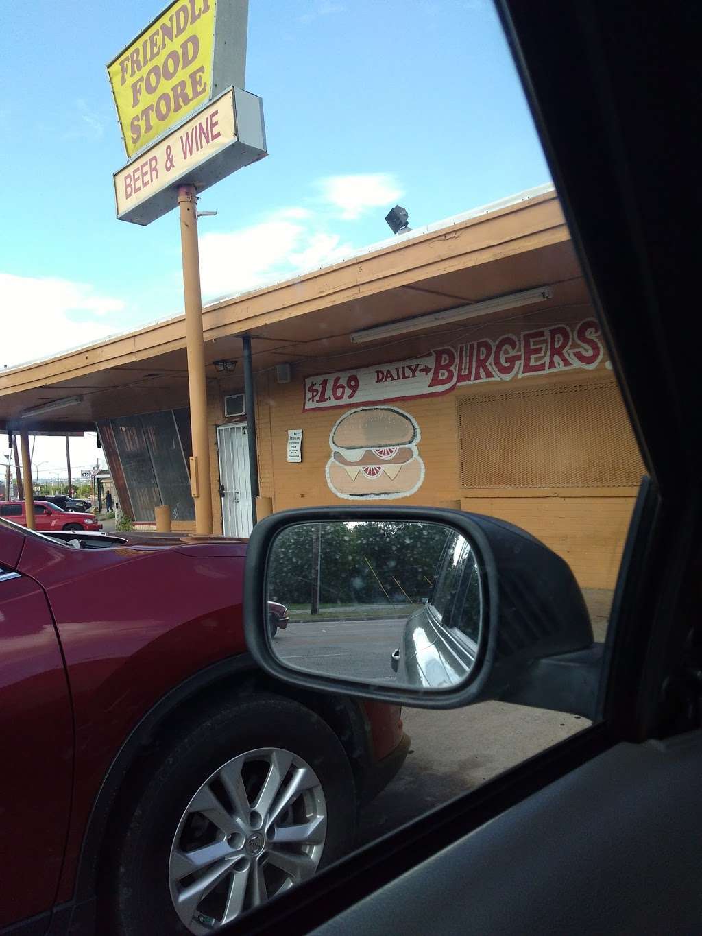 Friendlys Burger | 4202, 2200 Cedar Crest Blvd, Dallas, TX 75203, USA | Phone: (469) 917-8503
