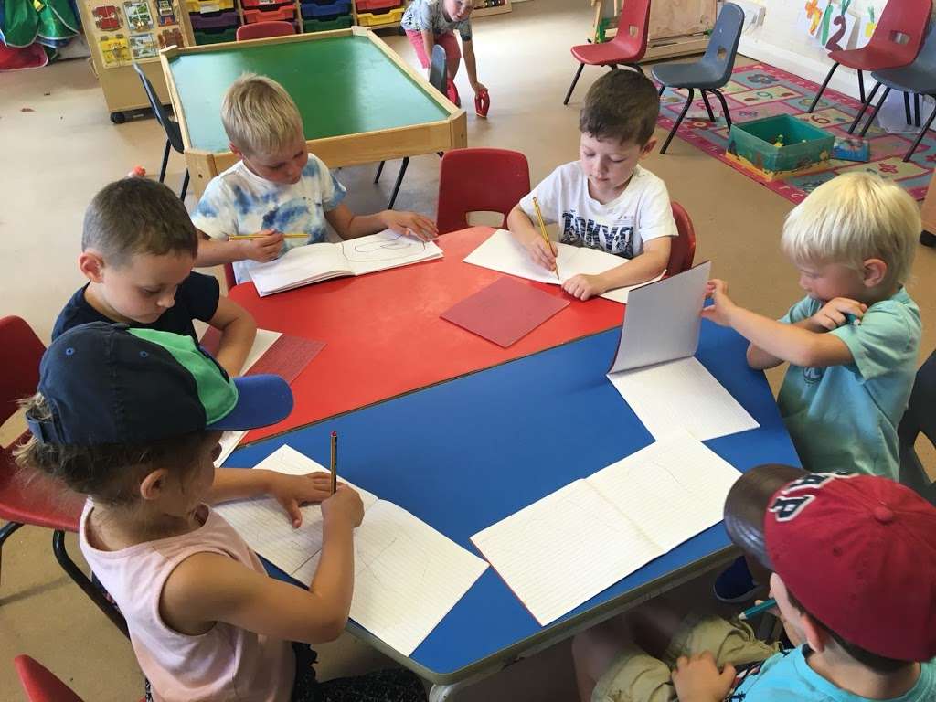 Breachwood Green Pre-school | Village Hall, Chapel Rd, Breachwood Green, Hitchin SG4 8NX, UK | Phone: 01438 831099