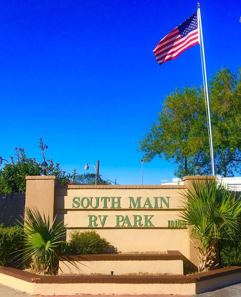 South Main RV Park | 10100 S Main St, Houston, TX 77025, USA | Phone: (800) 626-7275