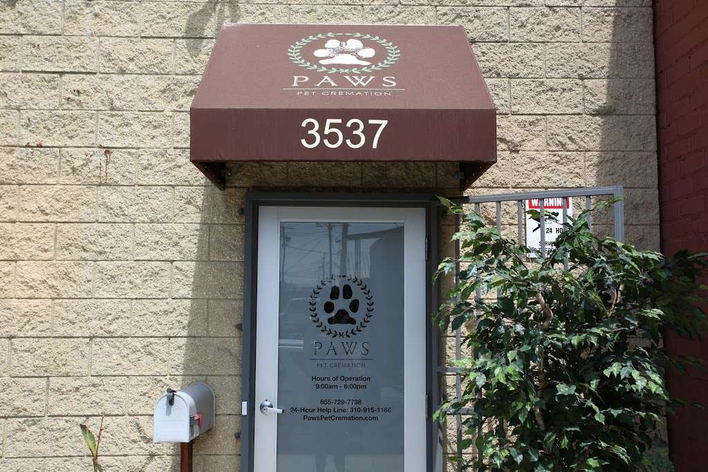 Paws Pet Cremation | 3537 E 16th St, Los Angeles, CA 90023, USA | Phone: (855) 729-7738