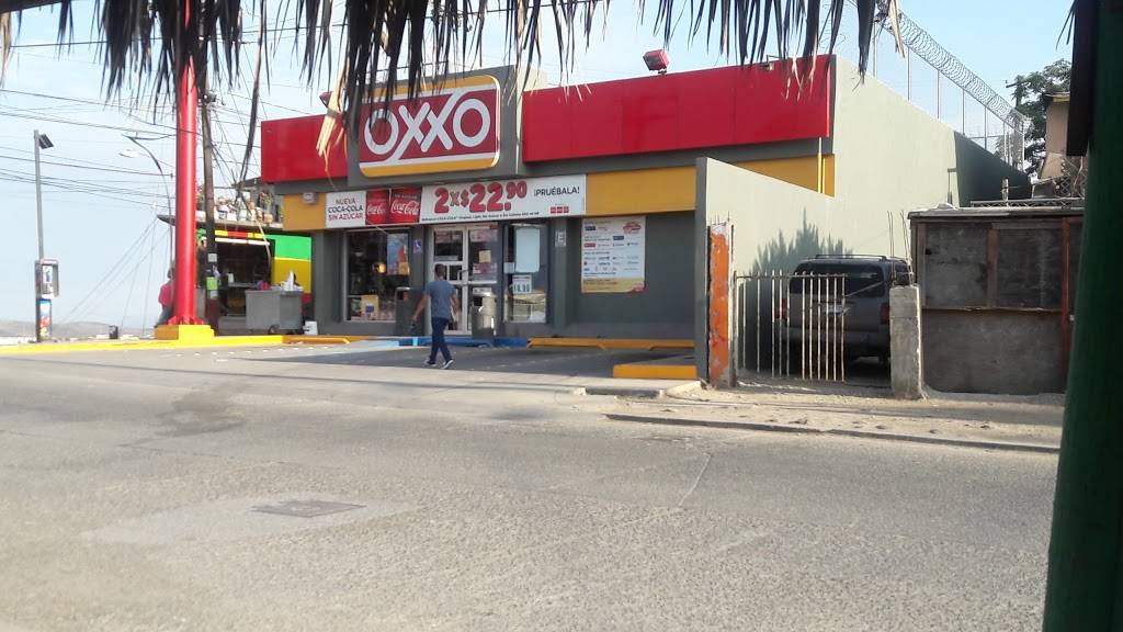 OXXO | Panamericana 1, Xochimilco Solidaridad, 22643 Tijuana, B.C., Mexico