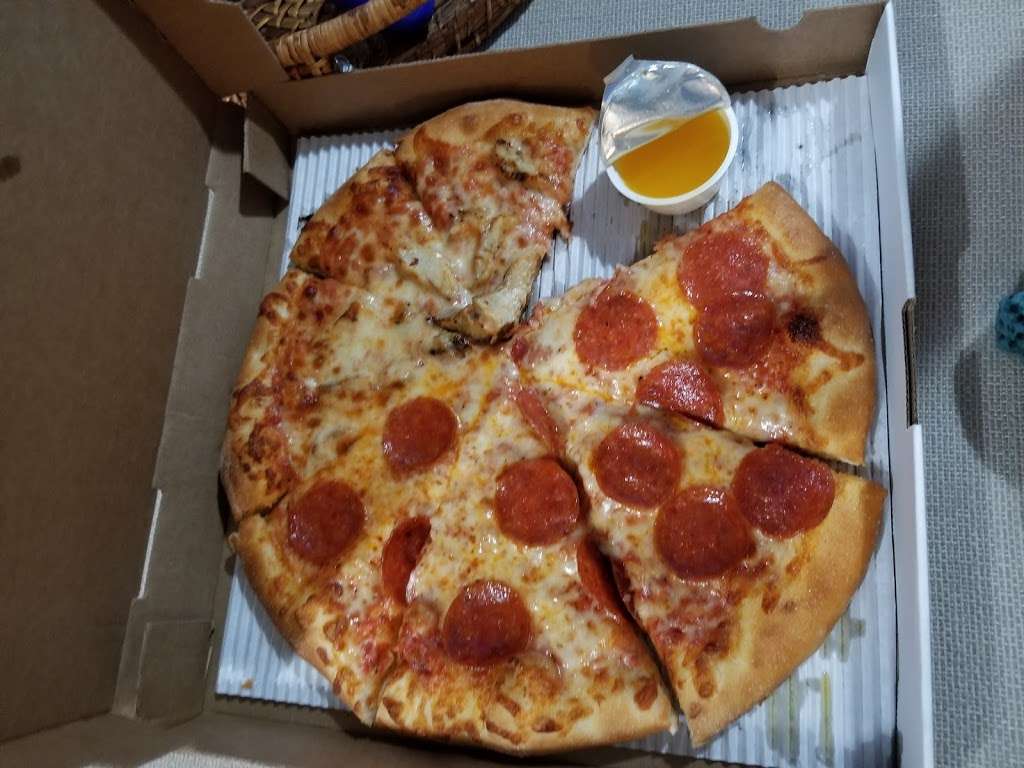 Marcos Pizza | 989 N U.S. 31, Whiteland, IN 46184, USA | Phone: (317) 530-0000
