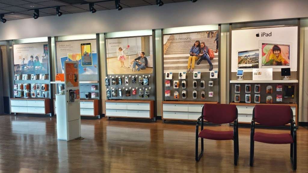 AT&T Store | 11464 Telegraph Rd, Santa Fe Springs, CA 90670, USA | Phone: (424) 219-9001