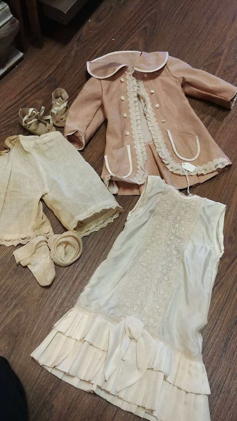 Christies On Main Antiques Mall | 318 Main St, Pineville, NC 28134, USA | Phone: (704) 889-5525