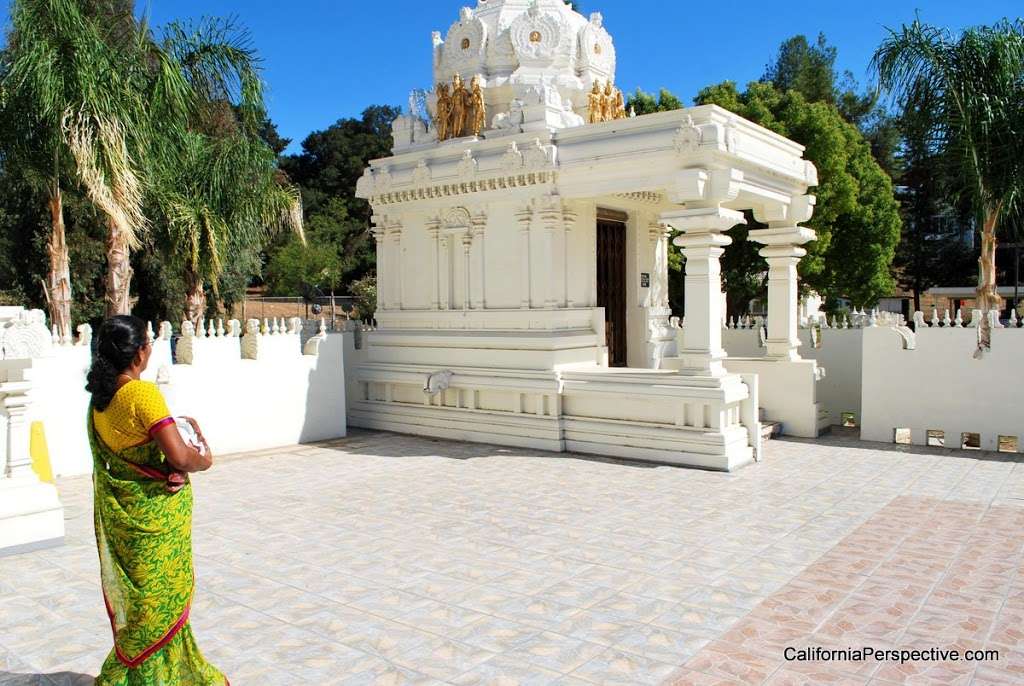 Malibu Hindu Temple . | 1600 Las Virgenes Canyon Rd, Calabasas, CA 91302 | Phone: (818) 880-5552