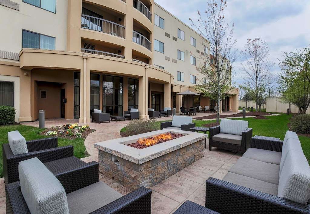 Courtyard by Marriott Potomac Mills Woodbridge | 14300 Crossing Pl, Woodbridge, VA 22192 | Phone: (703) 491-4525