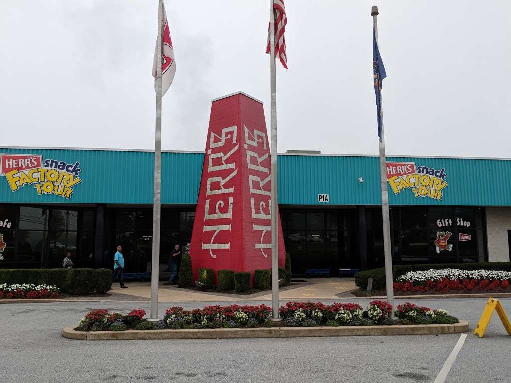 Herr’s Snack Factory Tour | 271 Old Baltimore Pike, Nottingham, PA 19362, USA | Phone: (800) 284-7488