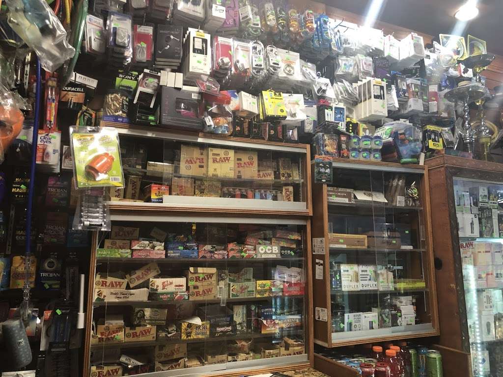 Sanaa Smoke Shop | 3279 Westchester Ave, The Bronx, NY 10461, USA | Phone: (347) 471-6034
