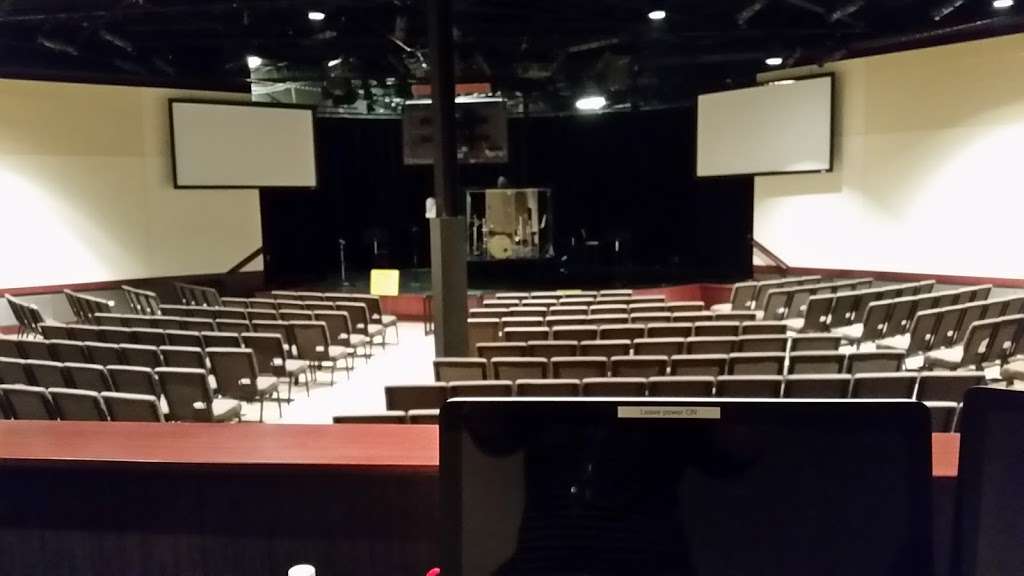 Trinity Lutheran Church Green Trails 2701 Maple Ave Lisle Il 60532 Usa