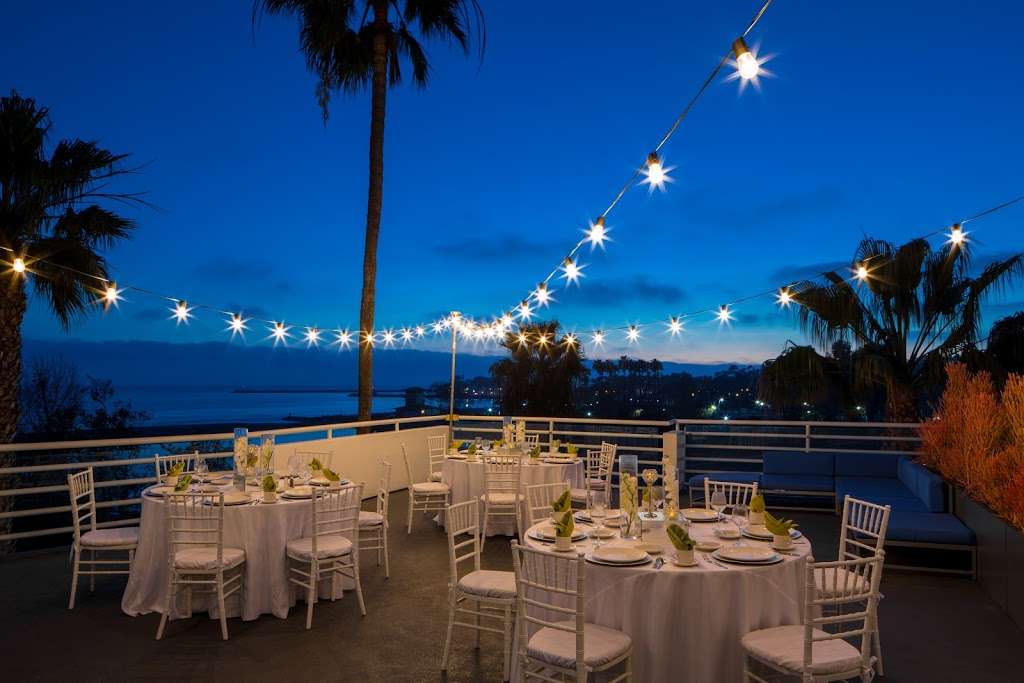 Longboard Rooftop Lounge | 34402 Pacific Coast Hwy, Dana Point, CA 92624, USA | Phone: (949) 661-1100