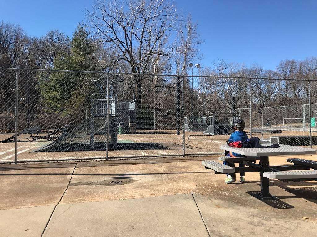 White Birch Bay Aquatic Center | 1186 Teson Rd, Hazelwood, MO 63042, USA | Phone: (314) 731-0980