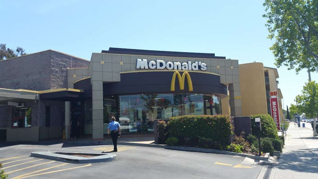 McDonalds | 2809 N Lincoln Blvd, Santa Monica, CA 90405, USA | Phone: (310) 314-6270