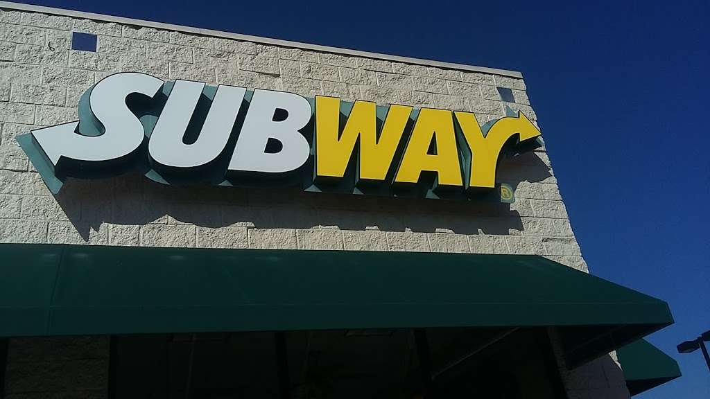 Subway | Shopping Center, 1240 W Belt Line Rd Ste 3, DeSoto, TX 75115, USA | Phone: (972) 230-4250