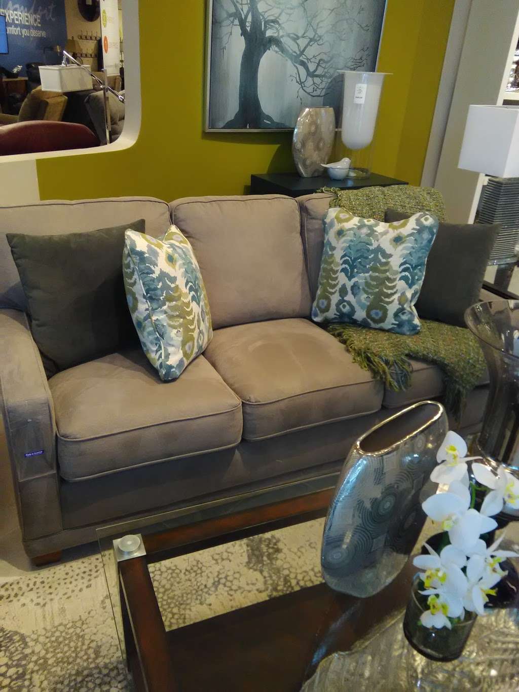 La-Z-Boy Home Furnishings & Décor | 410 South State Road 7, Royal Palm Beach, FL 33414, USA | Phone: (561) 793-0288