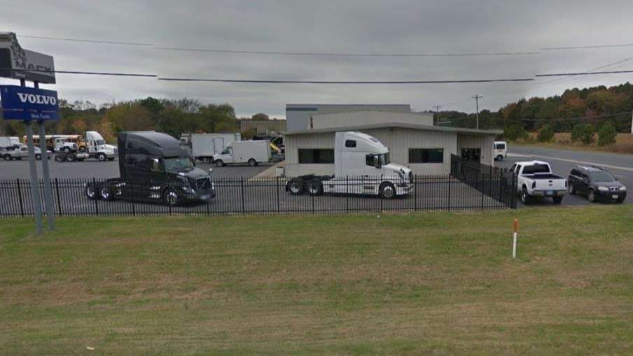Bergeys Truck Centers | 30299 Foskey Ln, Delmar, MD 21875, USA | Phone: (410) 896-3562