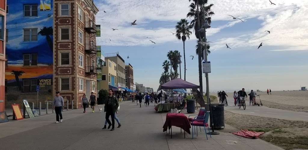 California Love | 511 Ocean Front Walk, Venice, CA 90291, USA