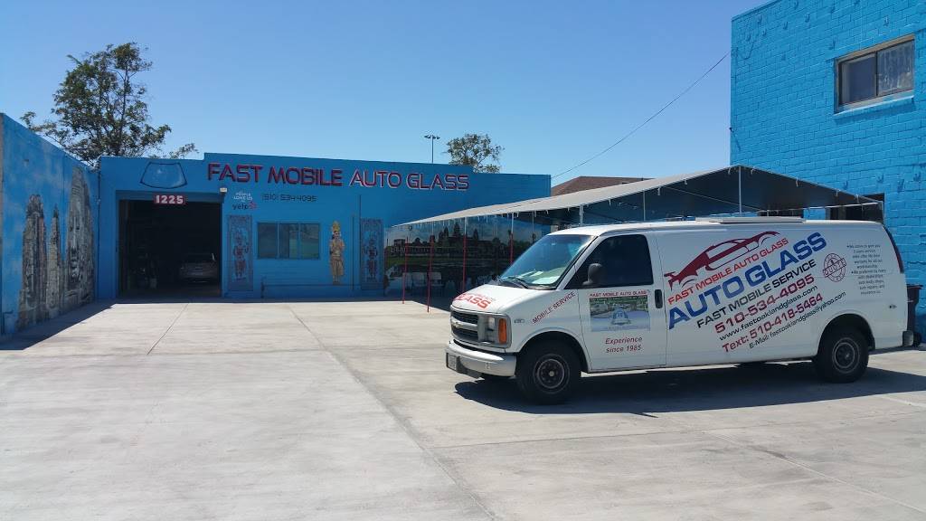 Fast Mobile Auto Glass, Experience since 1982 replace auto glass | 1225 E 12th St, Oakland, CA 94606, USA | Phone: (510) 534-4095