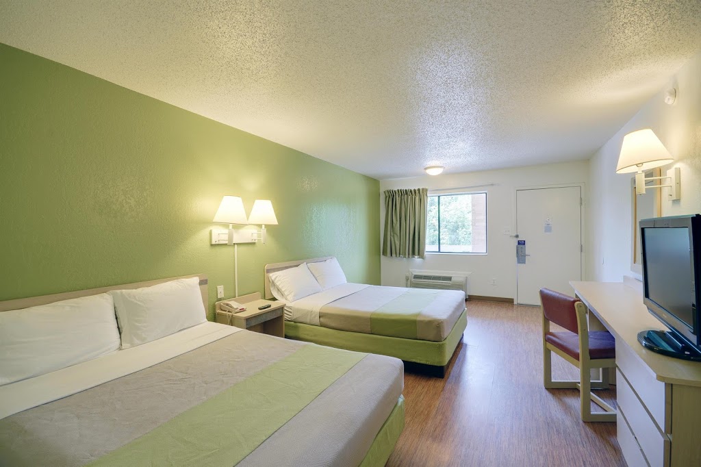 Motel 6 Houston - Baytown East | 8911 TX-146, Baytown, TX 77523, USA | Phone: (281) 691-6650