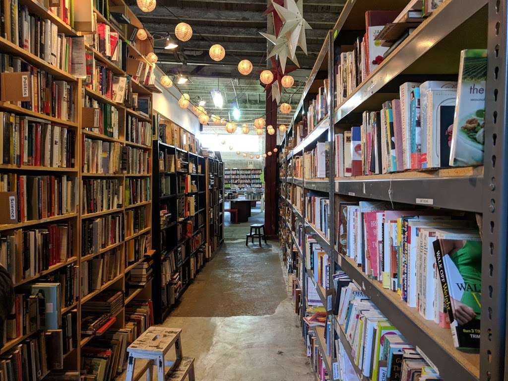 Open Books Pilsen | 905 W 19th St, Chicago, IL 60608, USA | Phone: (312) 243-9776