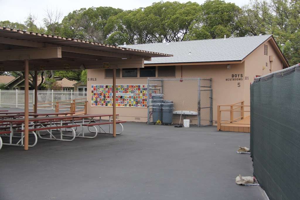 Frederick Remington Elementary School | 1325 E 4th St, Santa Ana, CA 92701, USA | Phone: (714) 972-7600