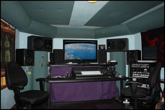 Derryberrys Recording Studio Ltd. | 7380 Devinney Ct, Arvada, CO 80005, USA | Phone: (303) 456-8216