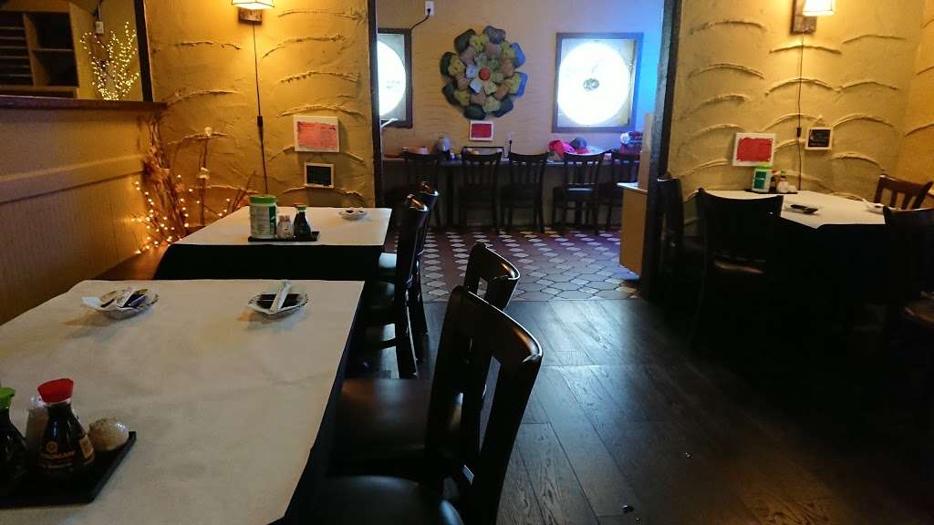 Sushi San | 6231 Graham Hill Rd, Felton, CA 95018, USA | Phone: (831) 508-5070