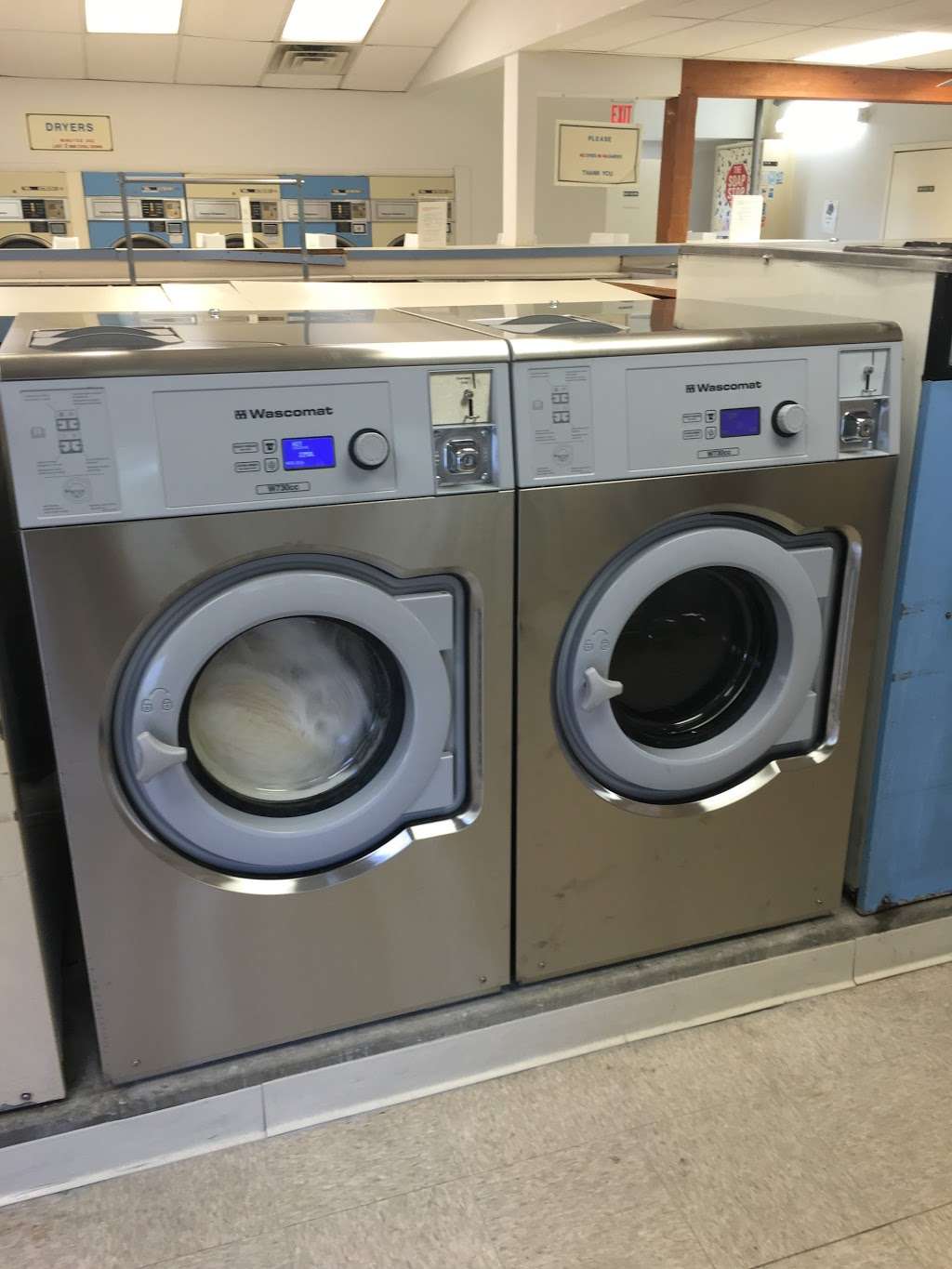 USA Laundromat | 429 Schuylkill Rd, Phoenixville, PA 19460 | Phone: (484) 924-9391