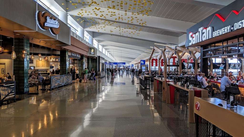 Terminal 3 | 3251 E Sky Harbor Blvd, Phoenix, AZ 85034, USA