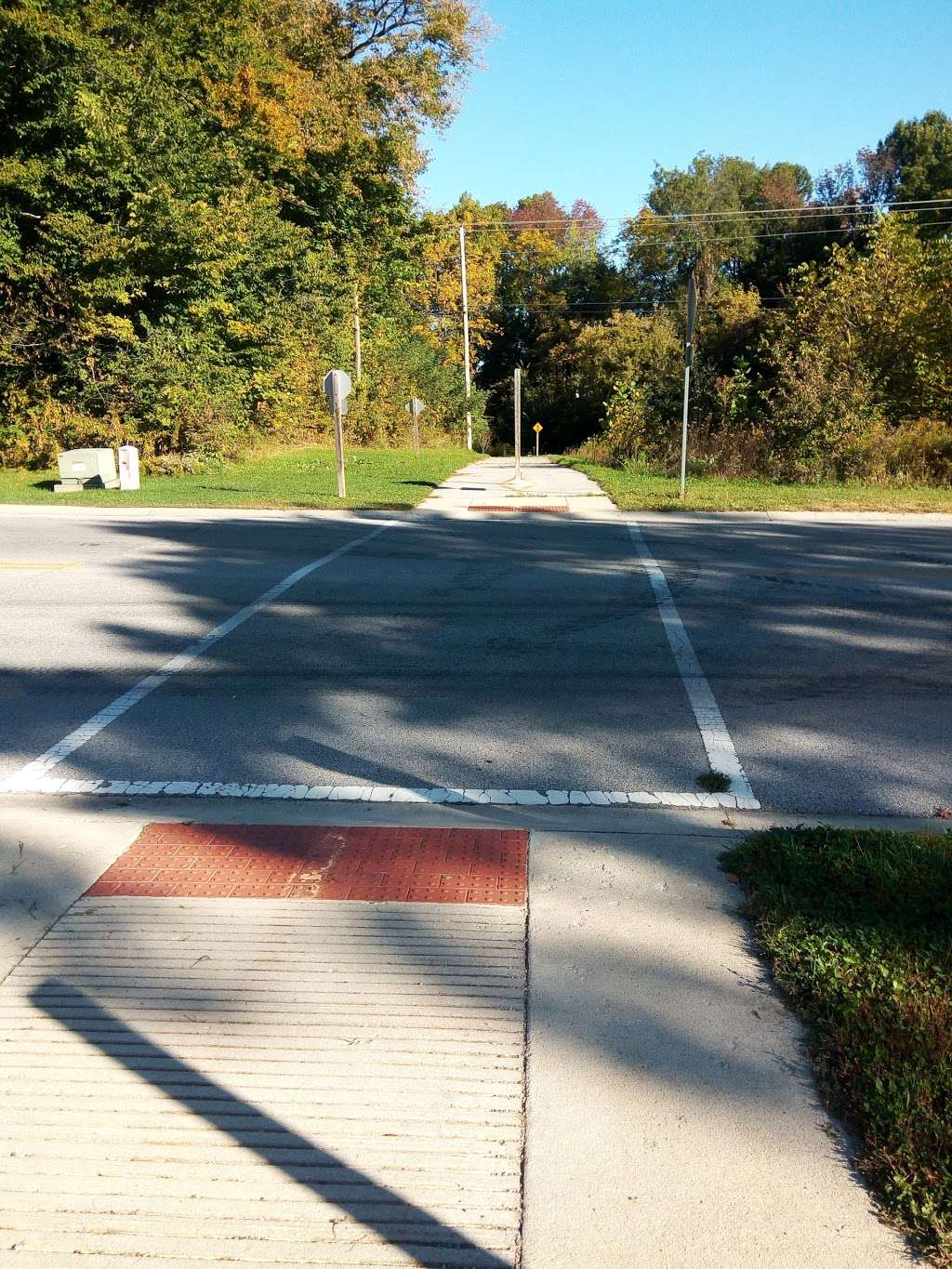 Walking Path At Shadowlawn | 1020-1046 Shadowlawn Ave, Greencastle, IN 46135, USA