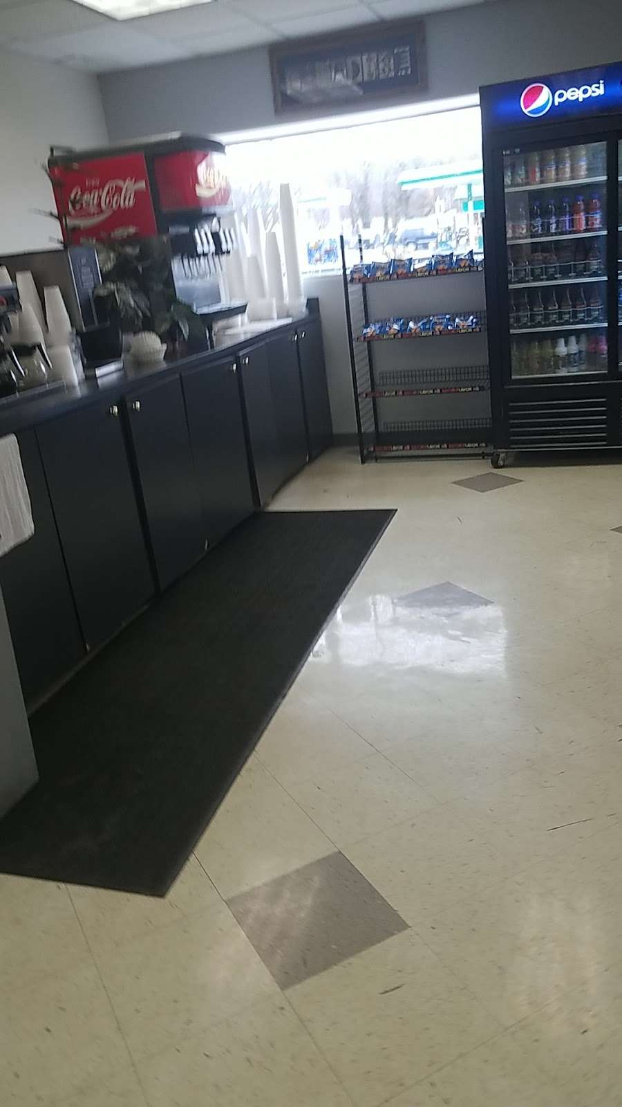 Sues Deli | 619 Mayo Rd, Edgewater, MD 21037, USA | Phone: (410) 798-6300