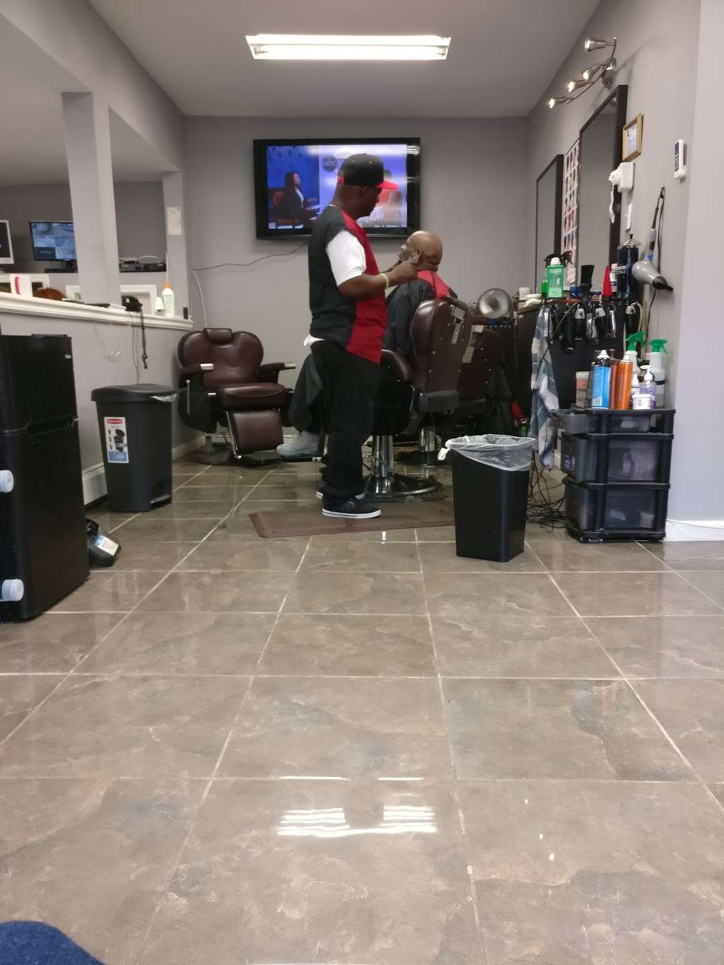 Top Notch Barber shop Salon | 560 E 18th St, Paterson, NJ 07514, USA | Phone: (862) 600-5806