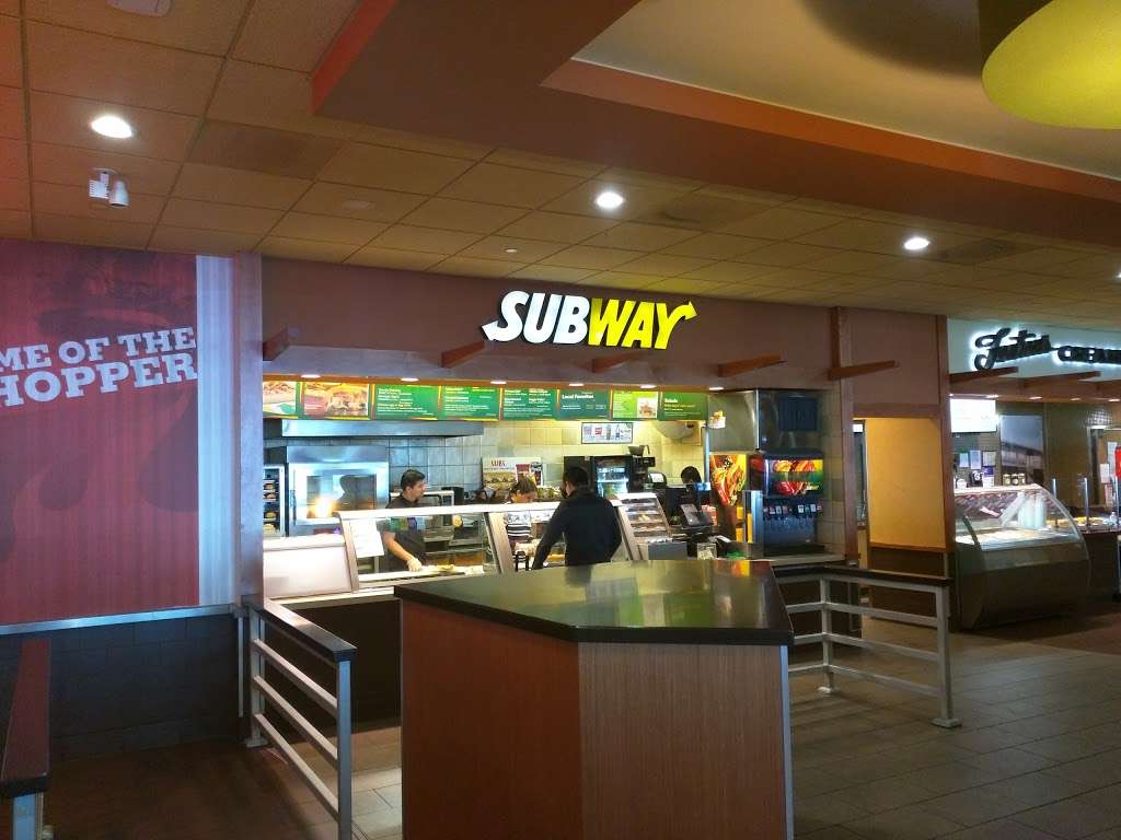 Subway Restaurants | 1 Airport Dr, Oakland, CA 94621, USA | Phone: (510) 563-3812