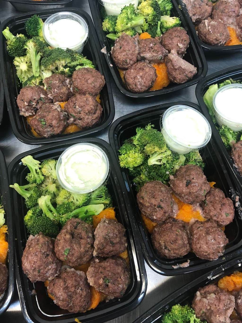 Healthy Bee Meal Prep | 2636 Grand Ave #107, San Diego, CA 92109, USA | Phone: (619) 727-7637