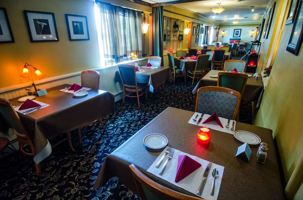 Bridge Inn Pleasantville | 3 Covered Bridge Rd, Oley, PA 19547, USA | Phone: (610) 689-5818