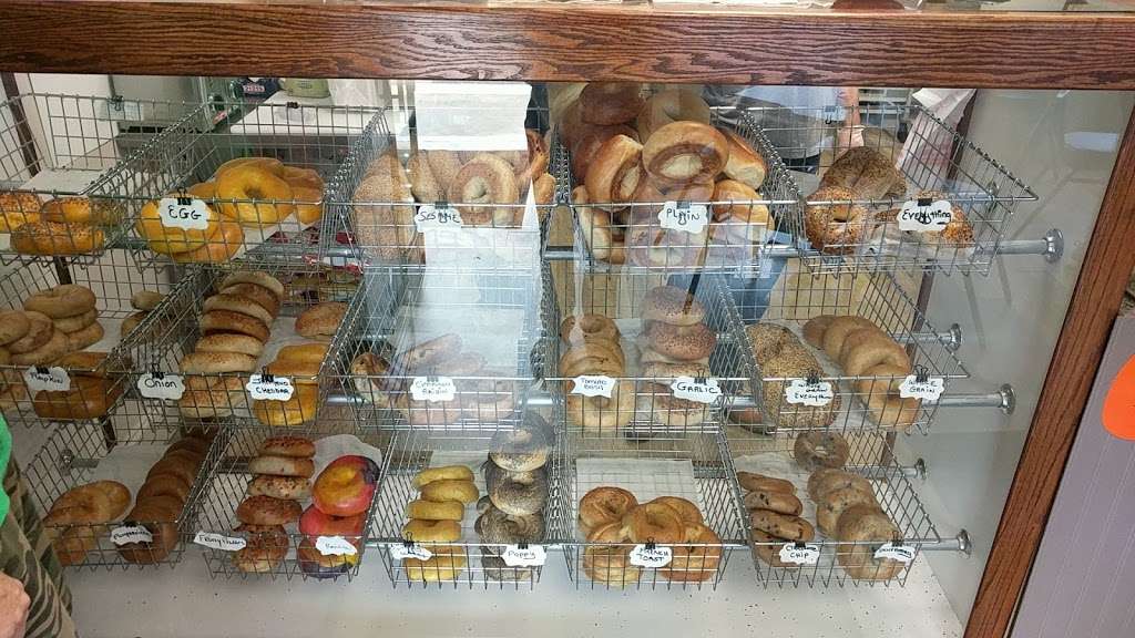 All Star Bagel | 365 Spotswood Englishtown Rd, Monroe Township, NJ 08831 | Phone: (732) 210-2735