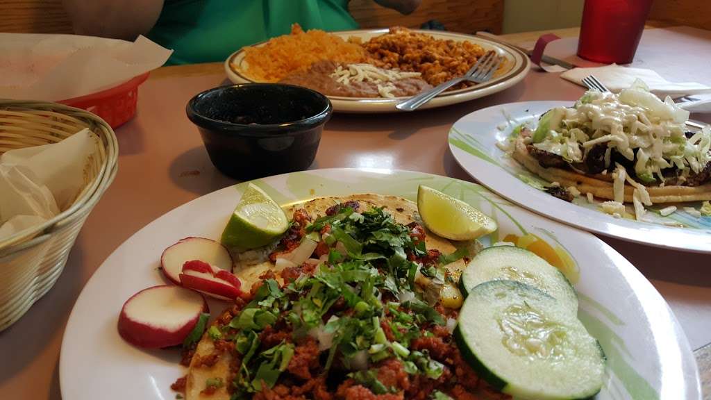Chilangos Authentic Mexican Restaurante | 56 N Broad St, Lititz, PA 17543, USA | Phone: (717) 626-0105