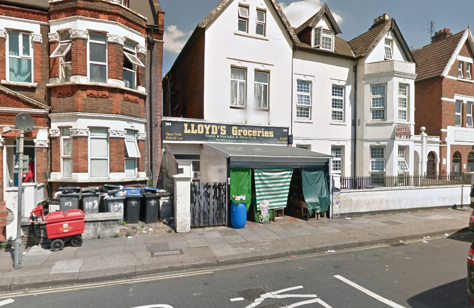 Lloyds Groceries | 104 Craven Park, Church End & Roundwood, London NW10 8QE, UK | Phone: 020 8965 9544