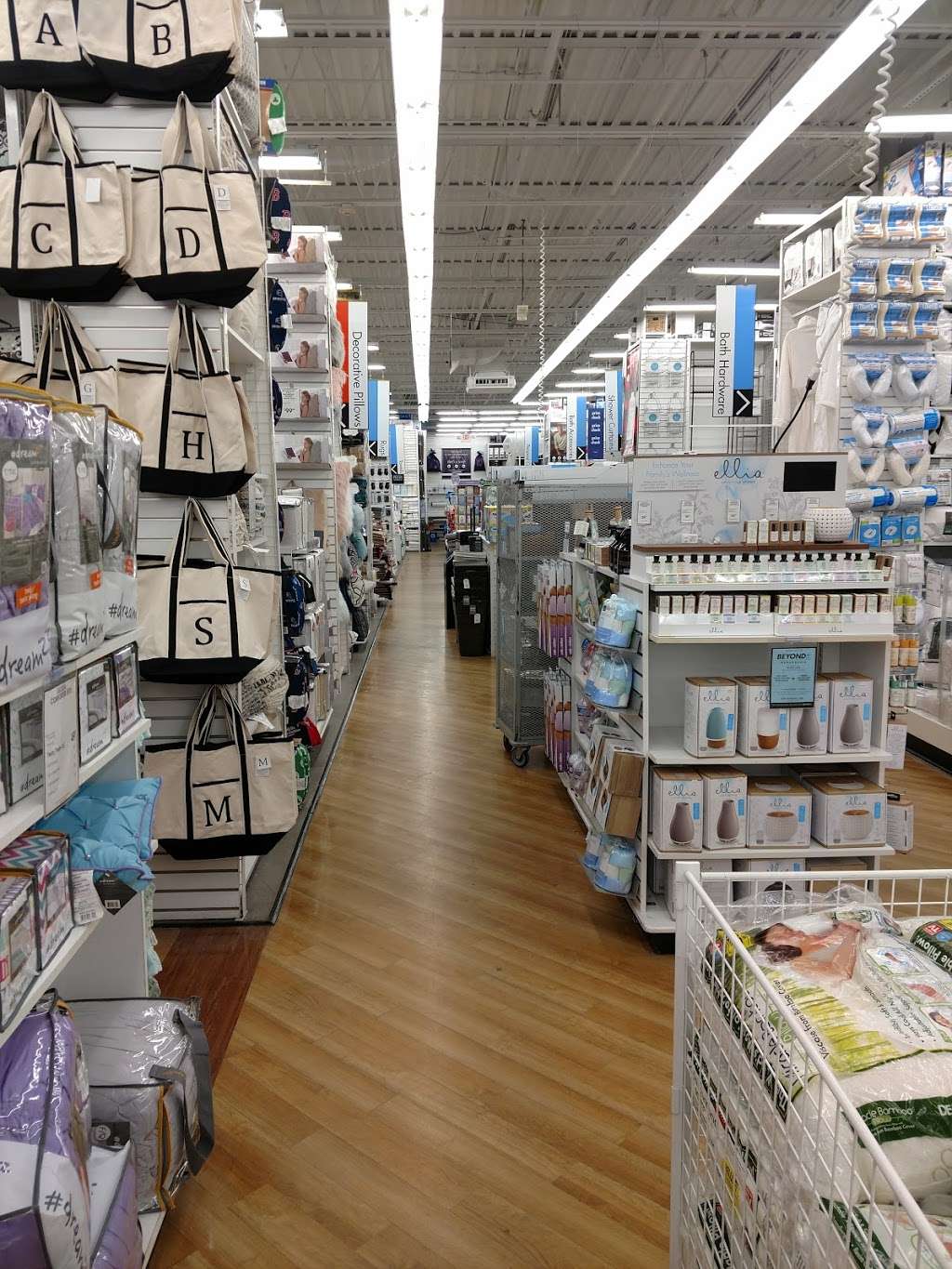 Bed Bath & Beyond | 600 S St W, Raynham, MA 02767, USA | Phone: (508) 824-0193